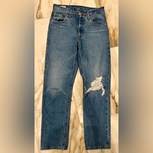 Levi’s Distressed Jeans